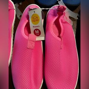 Sun Squad Women's Pink Mesh Shoes